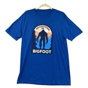 Bigfoot Blue Graphic Hochtown OK‎ Graphic Short Sleeve T-Shirt Size Medium